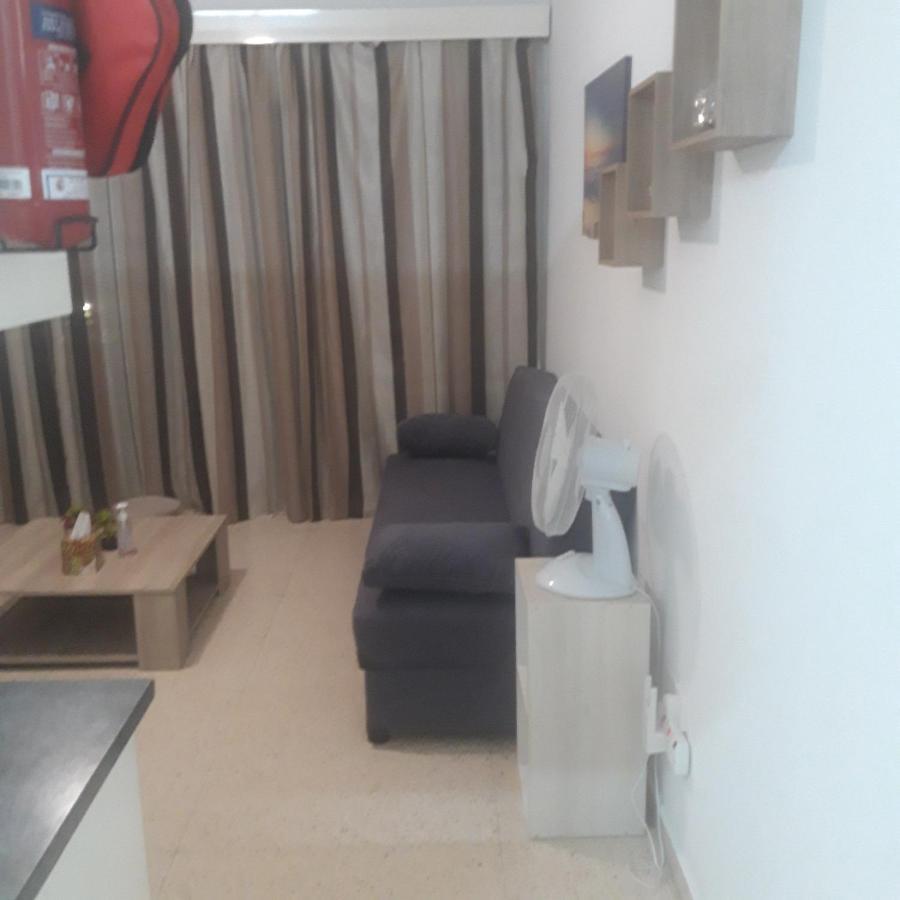 La Veranda Sea View Apartments Larnaca Exterior photo